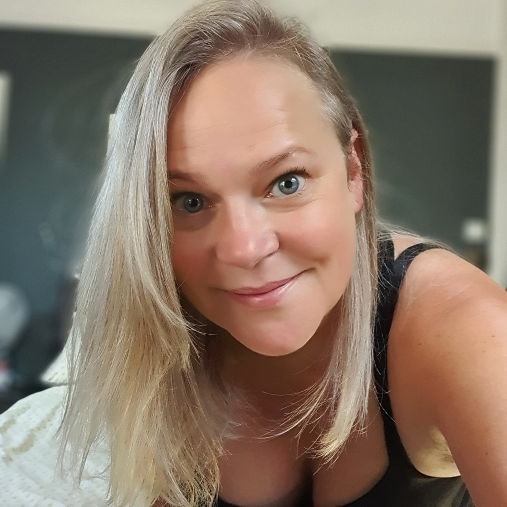 Meet your Posher, Flourish